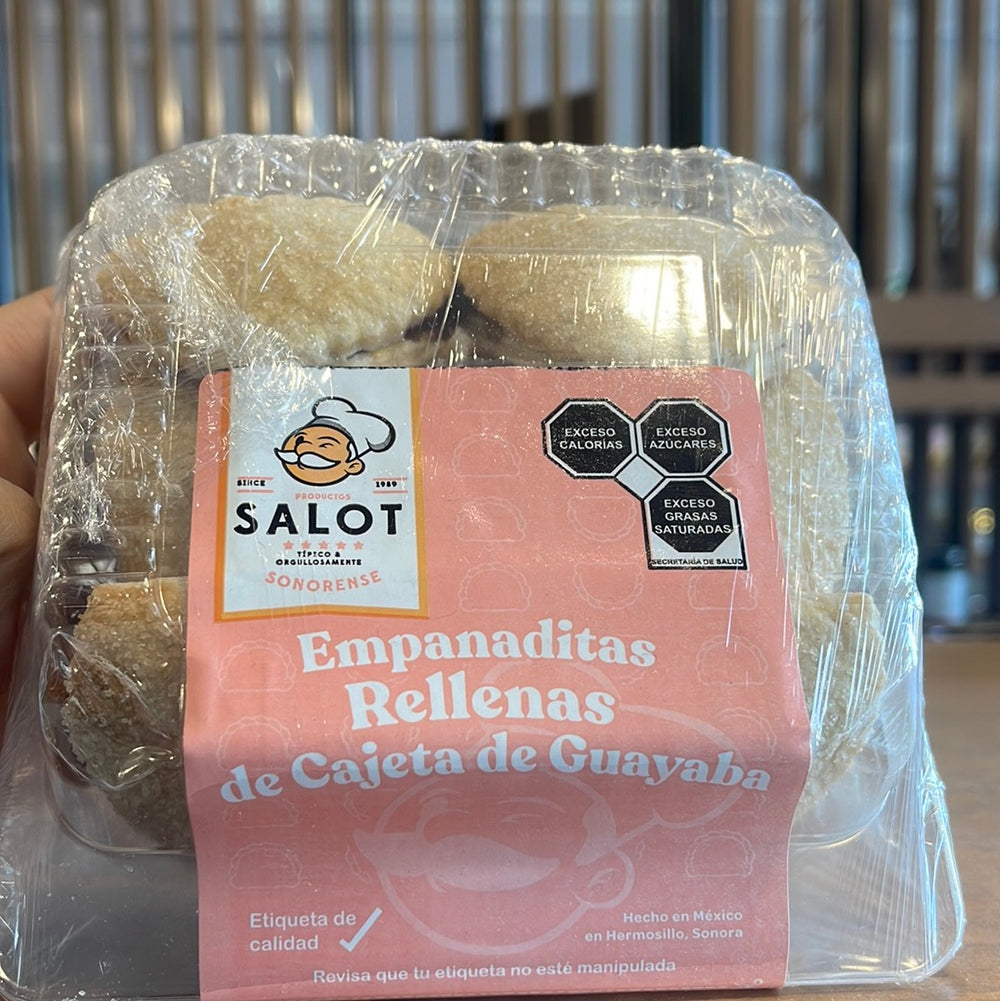 EMPANADITAS RELLENAS DE CAJETA DE GUAYABA SALOT